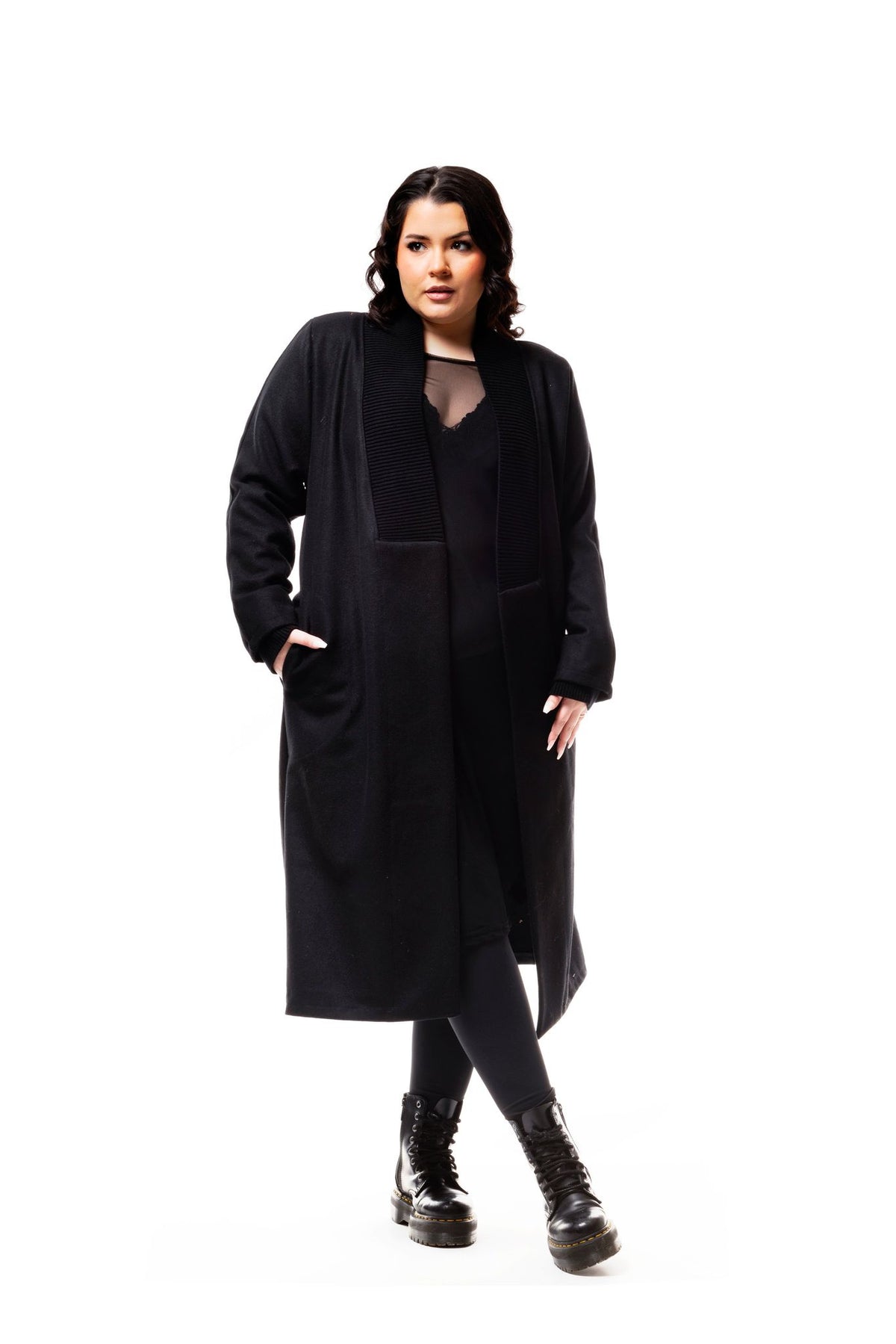 Rösk Peysukápa Svört Kaðla