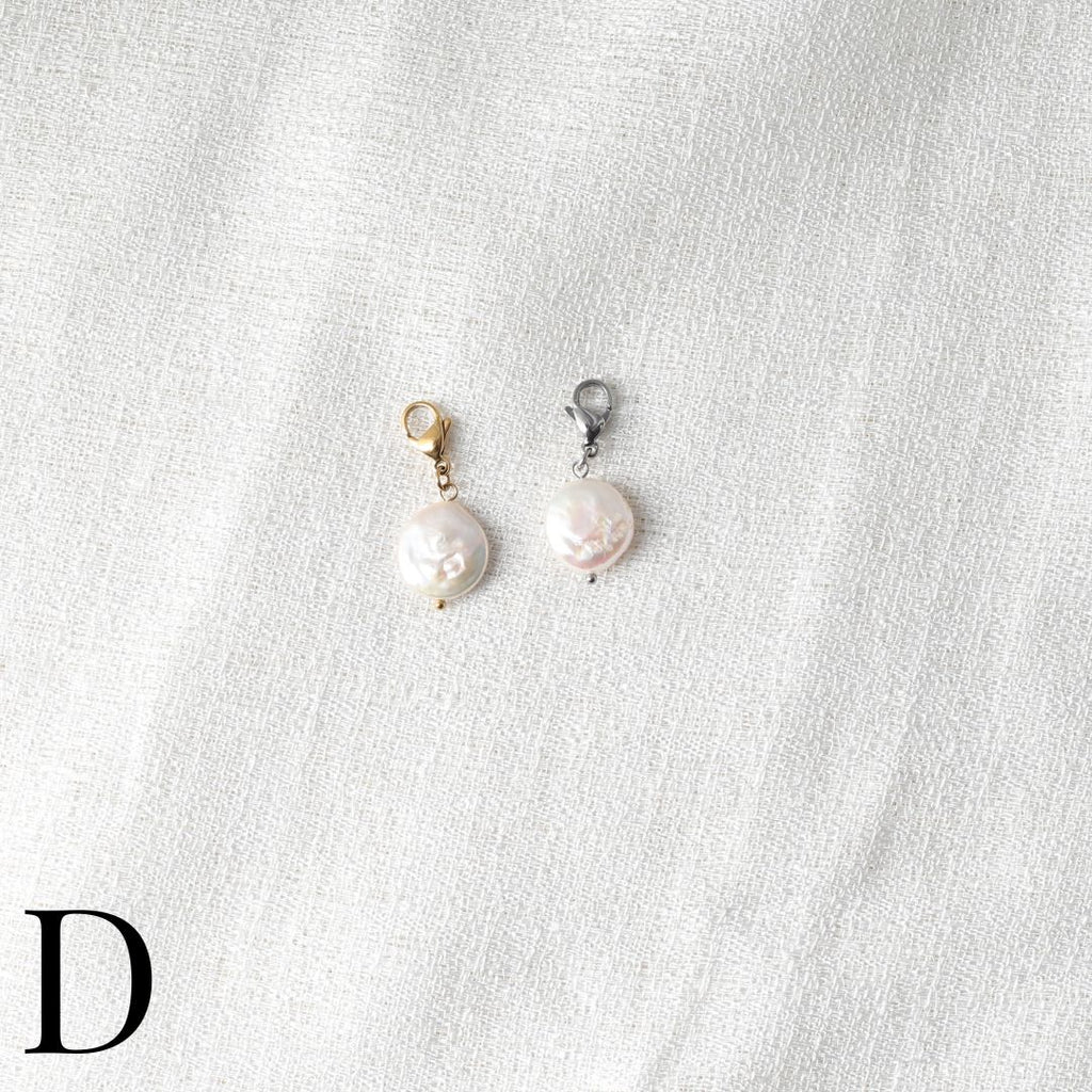 Charm D / Pearl