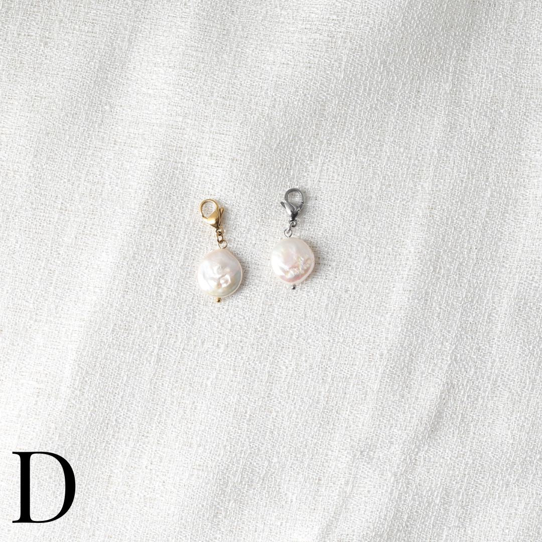 Charm D / Pearl