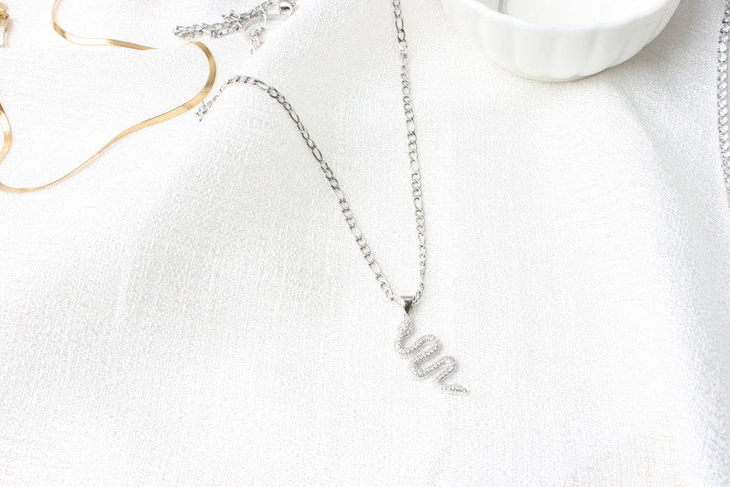 Snake Pendant Silfur