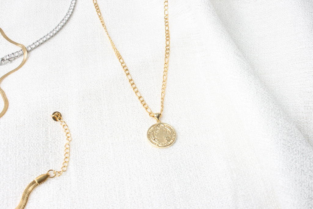 Small Saint Pendant Gull