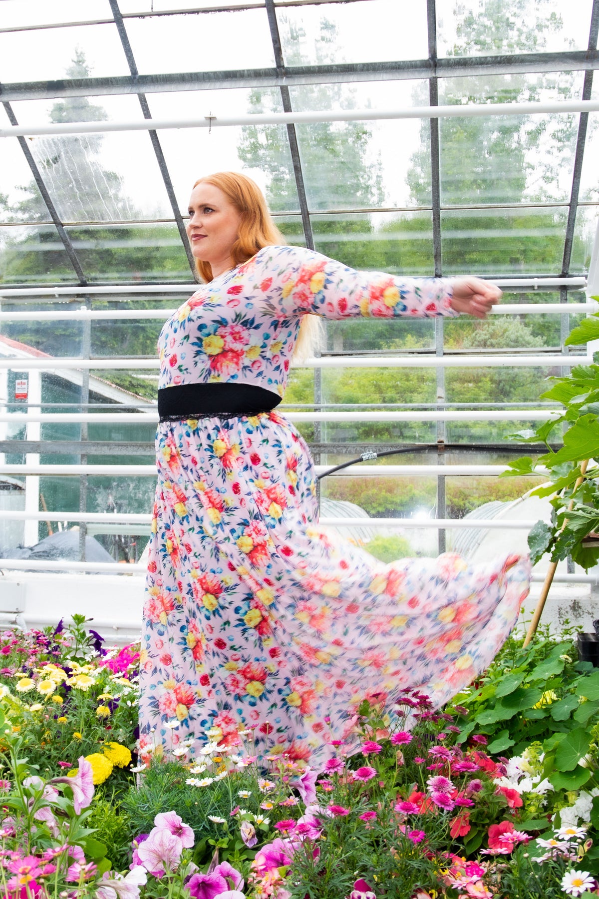 Síðkjóll Botanic Bright Mesh