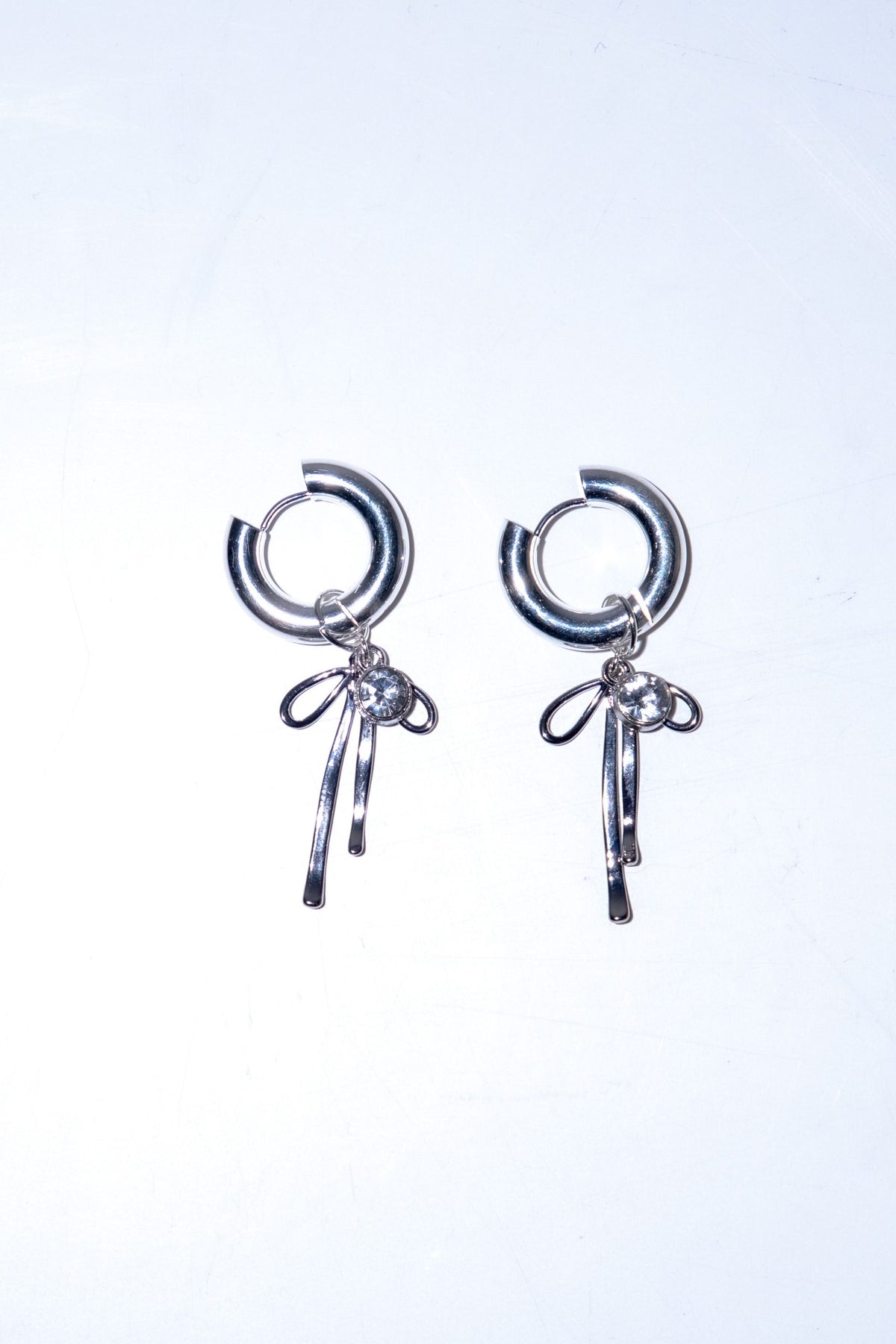 Bow Hoops Silver